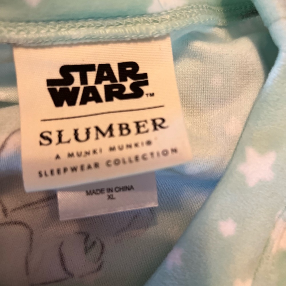 Nwot 2 Piece Star Wars Slumber Women's Pajamas View 3